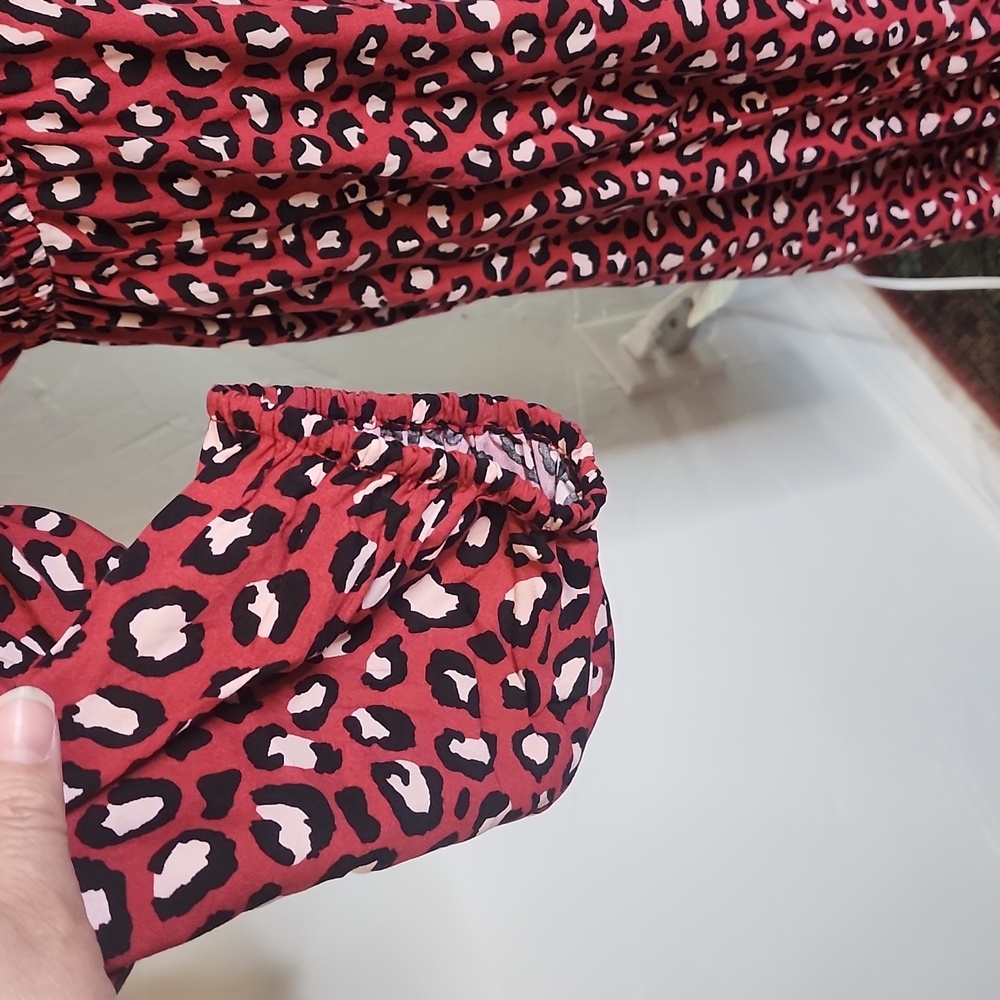 XL tall red cheetah print long sleeve dress - Picture 3 of 10